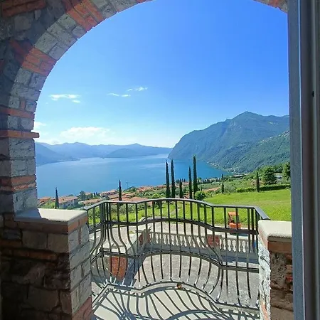 Villa Helene Solto Collina Exterior photo